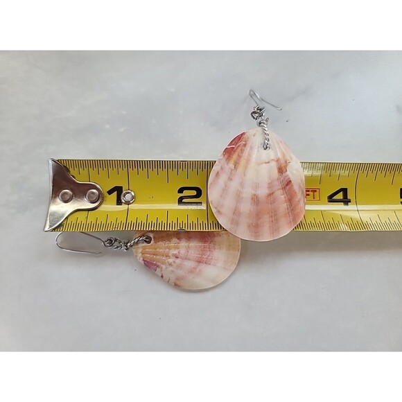 Pink And White Shell Dangling Pierced Earrings Vintage Costume Jewelry, READ - Picture 9 of 10